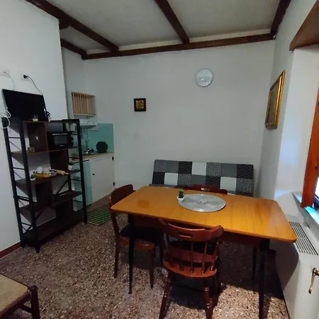 Casa Luisa 아파트 Aggius